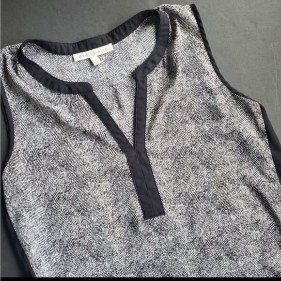 Daniel Rainn Zebra Striped Blouse - Picture 3 of 8